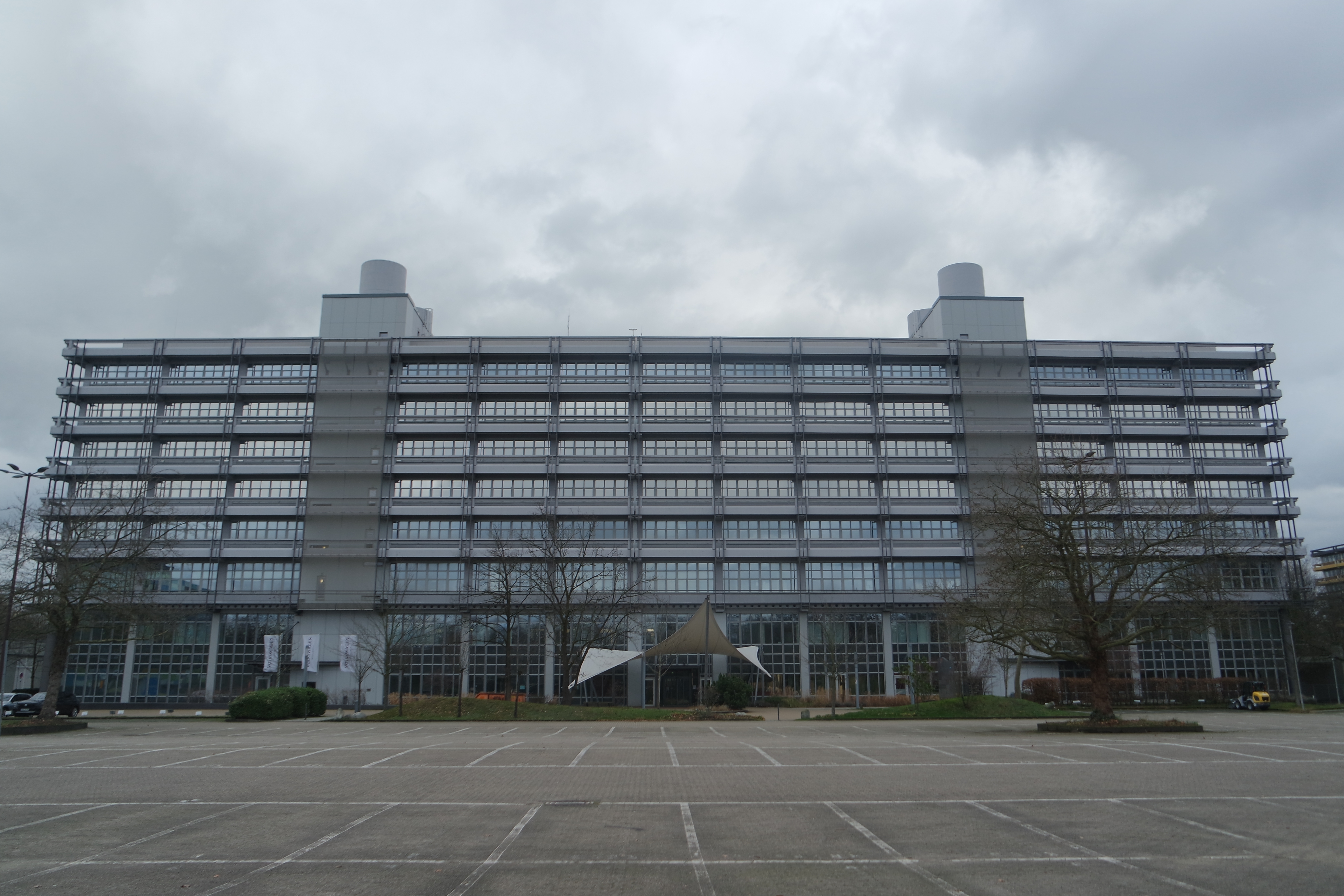 VW Infotainment GmbH am westlichen Rand des Campus'